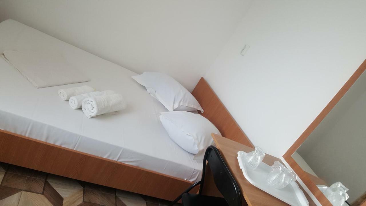Vila Yza Hotell Eforie Nord Eksteriør bilde